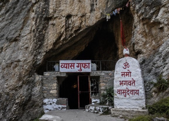 Delhi to Badrinath Tempo Traveller Rental